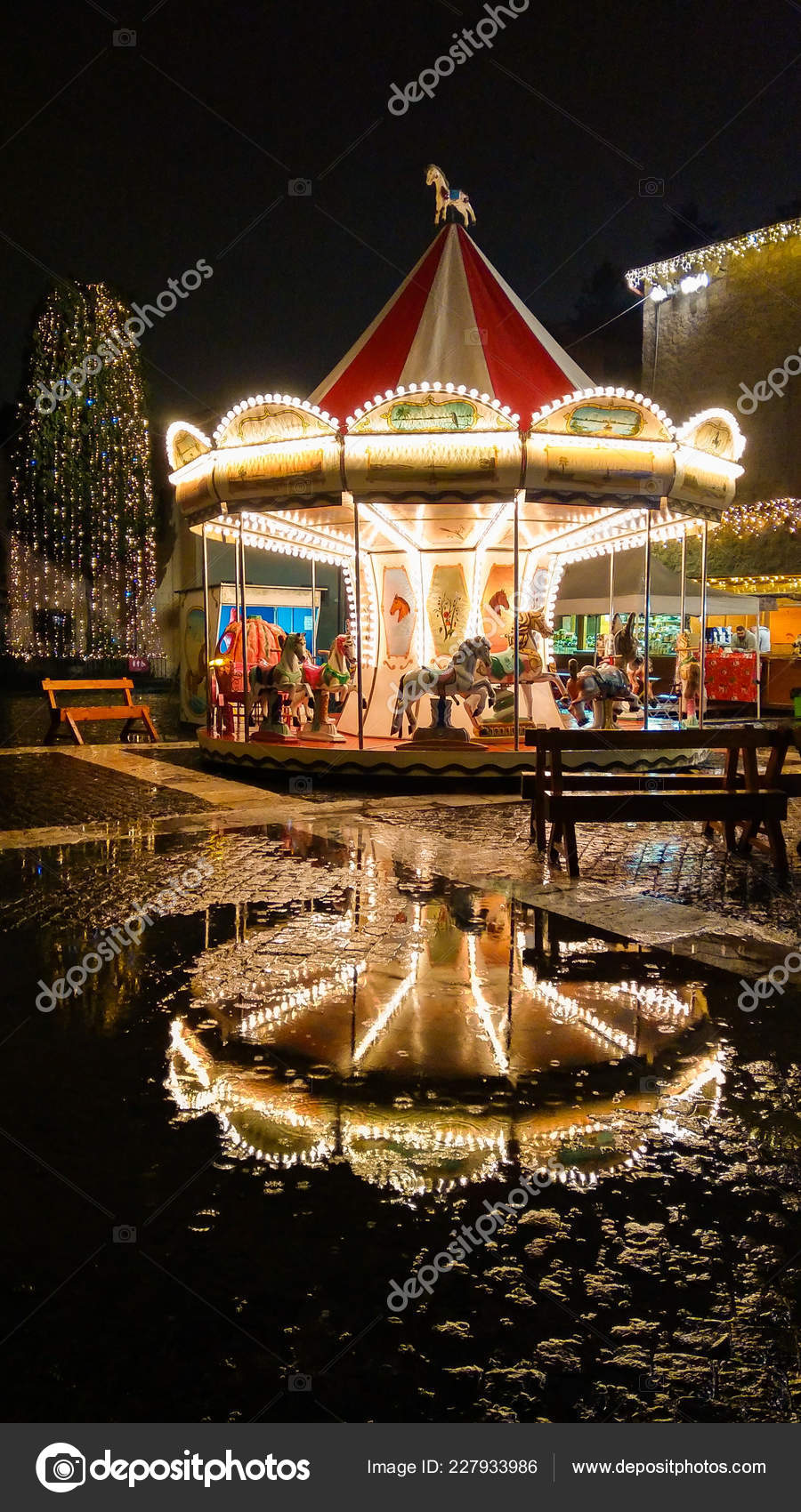 Viterbo Italy November 2018 Illuminated Winter Carousel Caffeina Christmas Village – Stock Editorial Photo © Buffy1982 #227933986