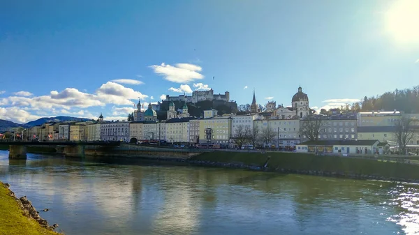 Schöne Aussicht Auf Salzburg Bei Der Ersten Sonne Österreich — Stockfoto