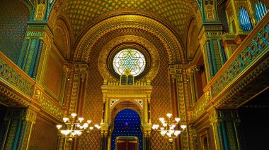 Prag, Czch Cumhuriyeti - 2 Ocak 2019: İçinde İspanyolca Sinagogu, Prague, Çek Cumhuriyeti Center'da Josefov (Yahudi Mahallesi)