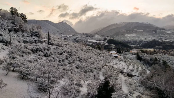 Soğuk dalgası, Orta Italya'nin kar ile