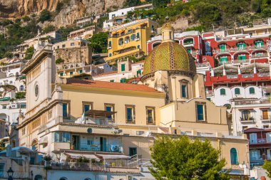 Positano şehir görünümü costiera Amalfitana, Campania '