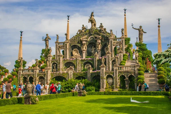 Isola Bella Italië Juni 2018 Beelden Tuin Van Het Paleis — Stockfoto