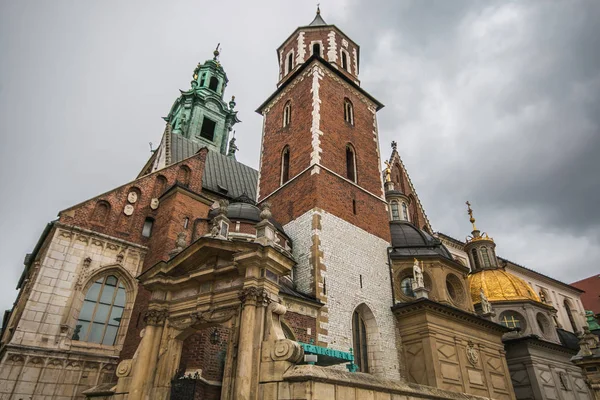 Blick Auf Die Königliche Erzkathedrale Basilika Der Heiligen Stanislaus Und — Stockfoto