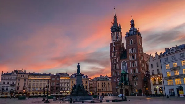 Krakow Polónia Março 2019 Vista Romântica Rynek Gwny Pôr Sol — Fotografia de Stock