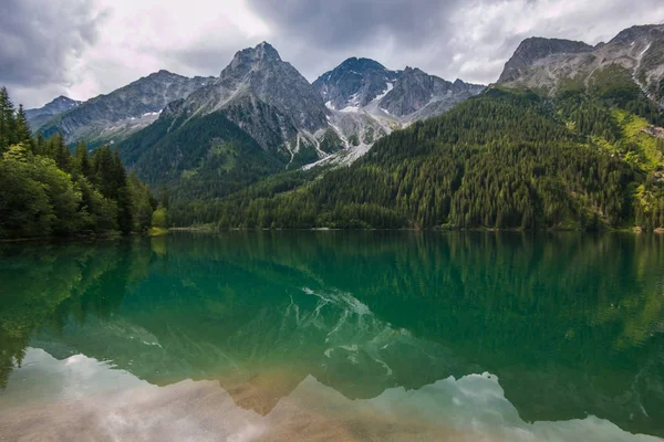 Letni Dzień Jeziorze Anterselva Południowym Tyrolu Alto Adige Italy — Zdjęcie stockowe