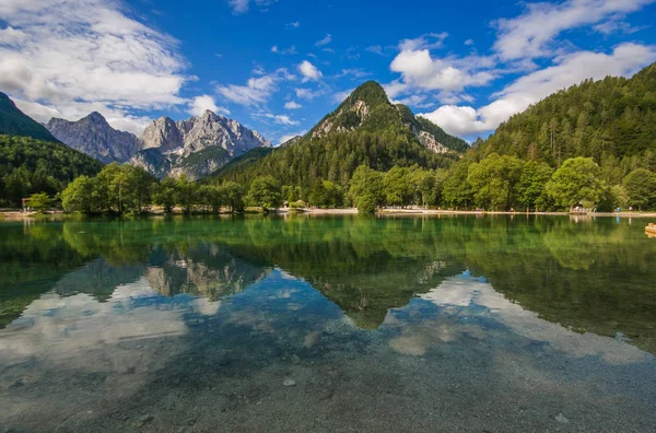 Piękny Krajobraz Przyrody Alpach Julijskich Jezioro Jasna Pobliżu Kranjska Gora — Zdjęcie stockowe