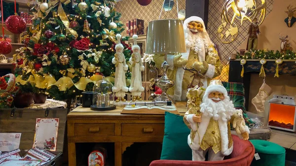 Терни Италия Октябрь 2019 Интерьер Дома Магазина Santa Village Центре — стоковое фото