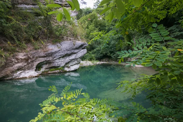 Vista Del Río Verde Tronto Zona Llamada Vurghe Cerca Acquasanta —  Fotos de Stock