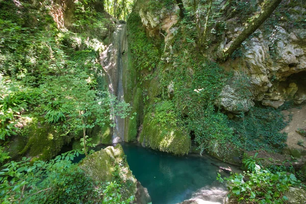 Fantástica Vista Cascada Tropical Bosque Castel Fiori Umbría Italia Central —  Fotos de Stock