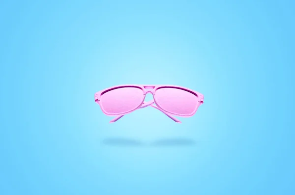 Ροζ Γυαλιά Ηλίου Που Φέρουν Παστέλ Μπλε Φόντο Ελάχιστη Καλοκαίρι — Φωτογραφία Αρχείου
