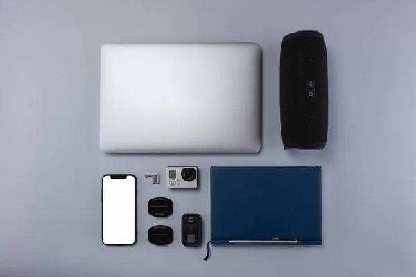 Gadget Ları Boş Screenes Mockup Sahip Farklı Cihazlar Ayarlayın Düz — Stok fotoğraf