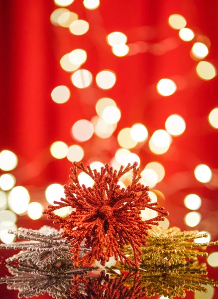 포스터 장식입니다 반짝이 Bokeh 크리스마스와 시즌입니다 인사말 2019 — 스톡 사진