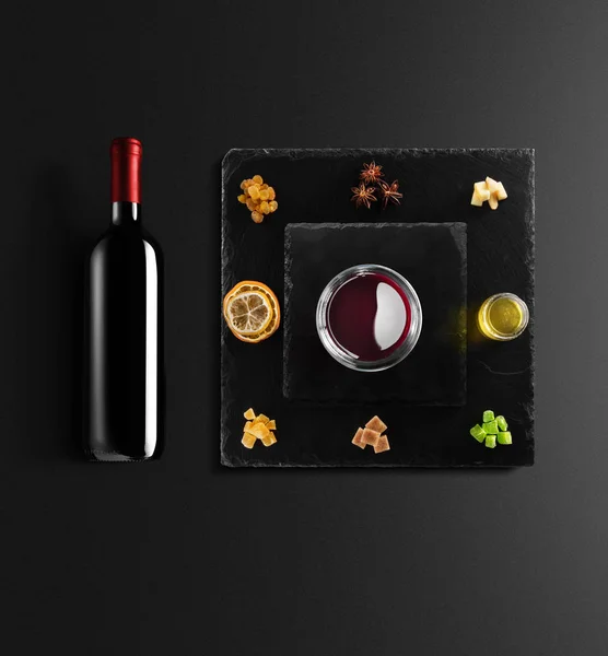 Składniki Przepis Wino Grzane Akcesoria Kuchenne Butelkę Czerwonego Wina Cynamon — Zdjęcie stockowe