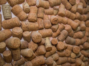 arka plan çeşitli şarap mantarlar yakın çekim kullanılan