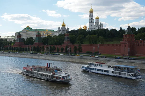 Moskva Ryssland 2014 Moskva Flod Och Arkitektur Utsikt Längs Vallen — Stockfoto