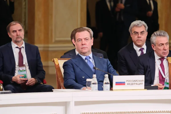 阿拉木图 哈萨克斯坦 2018 Dmitry Medvedev 俄罗斯联邦总理出席东欧联盟国家政府首脑会议的讲话 — 图库照片