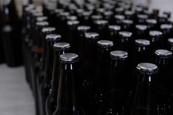 Flaskorna Redo För Märkning Anläggningen För Produktion — Stockfoto