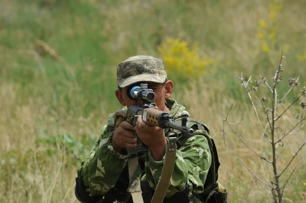 Región Almaty Kazajistán 2011 Entrenamiento Militar Entre Francotiradores Practicar Las — Foto de Stock