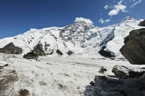 Pico Khan Tengri Las Crestas Tien Shan Frontera Tres Países — Foto de Stock