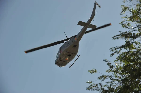 Almaty Kazachstán 2011 Nad Místem Cvičení Přeletí Vrtulník Kazašské Armády — Stock fotografie