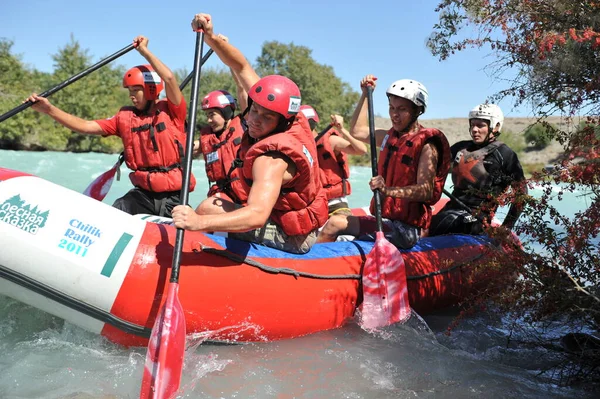 Almaty Kazachstan 2011 Raften Een Bergrivier Vlotten Opblaasbare Boten Een — Stockfoto