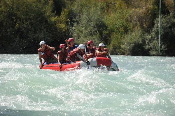 Almaty Kazajstán 2011 Rafting Río Montaña Balsas Botes Inflables Grupo — Foto de Stock