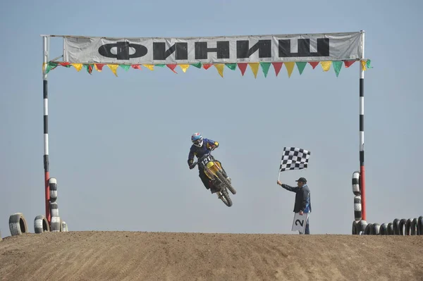 Almaty Kazakhstan 2011 Compétitions Motocross Les Athlètes Passent Piste Avec — Photo