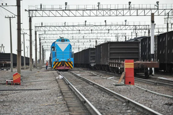 Regio Almaty Kazachstan 2012 Spoorwegovergang Met Borden Routebeschrijvingen Voor Locomotieven — Stockfoto