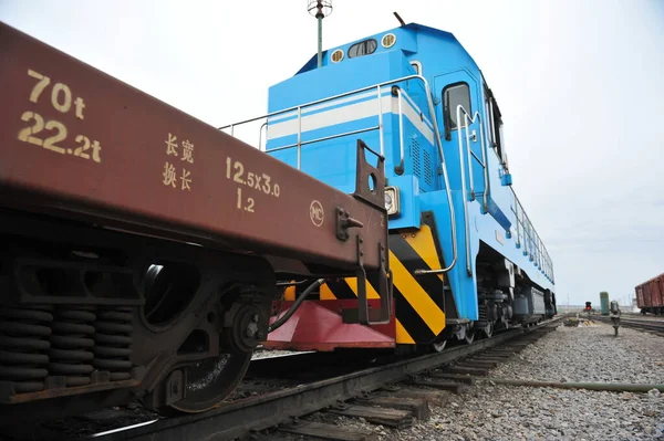 Région Almaty Kazakhstan 2012 Locomotive Compartiment Fret Sont Sur Les — Photo
