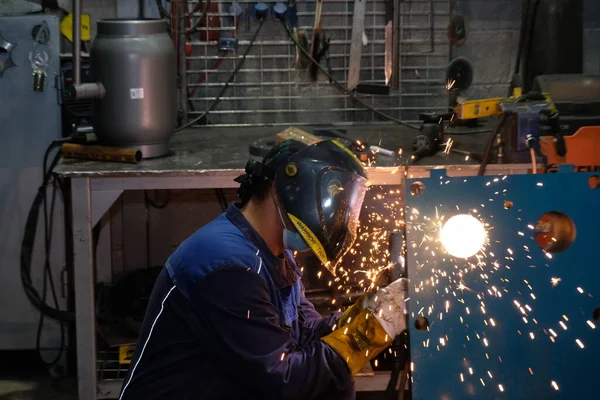 Almaty Kazakhstan 2020 Workers Plant Metal Structures Engaged Pipe Welding — Stock Photo, Image