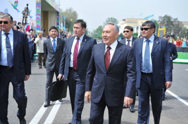 Almaty / Kazakistan - 05.01.2012: Kazakistan Cumhuriyeti eski Cumhurbaşkanı Nursultan Nazarbayev, 1 Mayıs bayramında kent sakinleriyle yaptığı toplantıda.