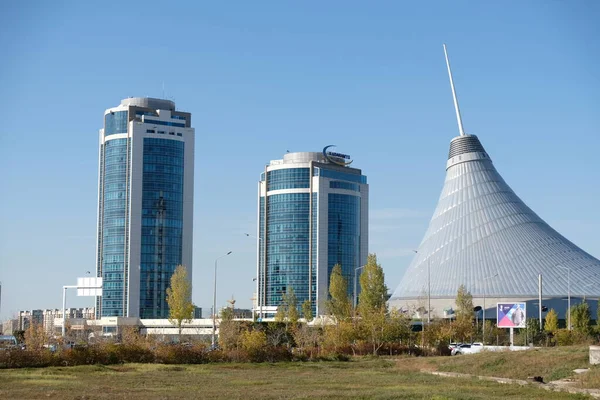 Nur Sultan Kazachstan 2020 Kompleks Handlowy Budynki Administracyjne Chana Shatyra — Zdjęcie stockowe