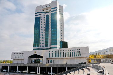Nur-Sultan / Kazakistan - 10.02.2020: Kazakistan Cumhuriyeti hükümetinin ana binası