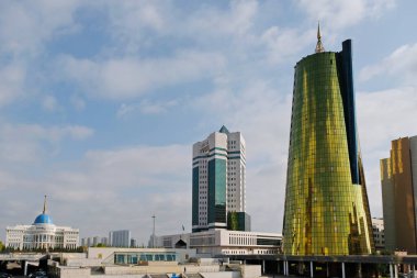 Nur-Sultan / Kazakistan - 10.02.2020: Şehrin idari bölümü: Cumhurbaşkanının ikamet yeri, hükümet ve ofis alanı.