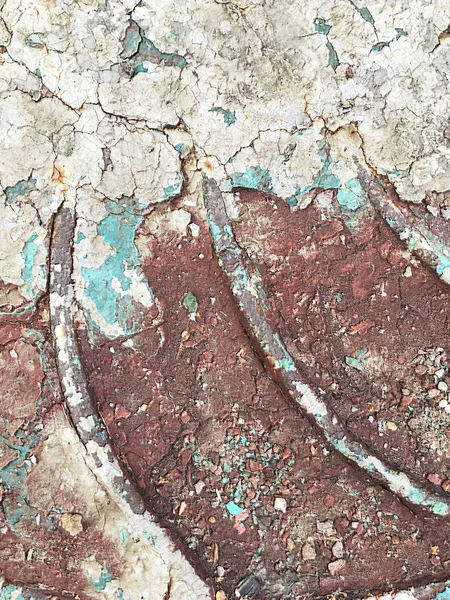 Katmanların orijinal dokusu ve metal bir yüzey üzerinde kırık beyaz, gri, yeşil, kahverengi boya bir parça