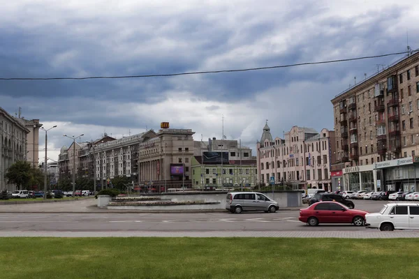 Kharkiv Ukrayna Haziran 2014 Kharkiv Rosa Luxemburg Meydanında Şimdi Pavlivsky — Stok fotoğraf