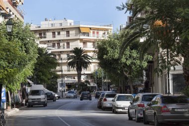 Loutraki, Yunanistan - 28 Haziran 2018: sokakta Loutraki, bir yaz gününde