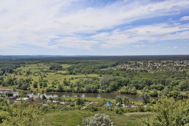 Seversky Donets Nehri Izyum, Ukrayna'nın bölgede vadi panorama görüş