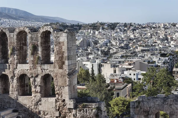アテネ パノラマの背景とアテネのアクロポリス遺跡のディオニュソス劇場のフラグメント — ストック写真