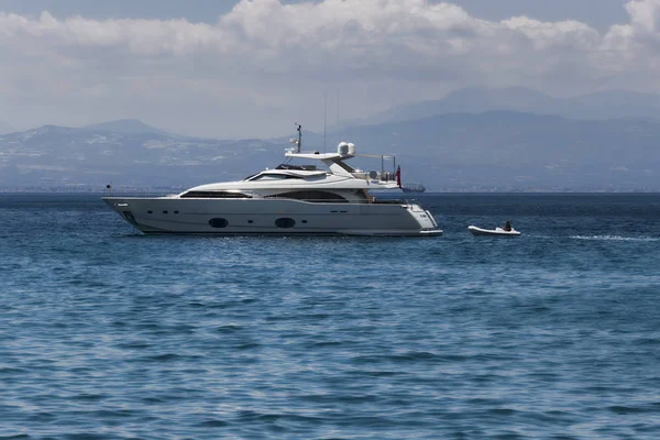 Loutraki Greece July 2018 Yacht Starship Georgetown Pier Loutraki Famous — Stock Photo, Image