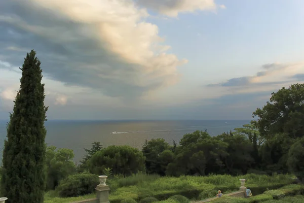 Alupka Karadeniz Yakınında Vorontsov Park Ukrayna Kırım — Stok fotoğraf