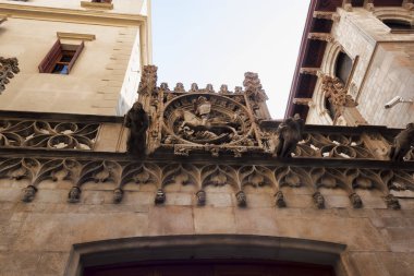 Barselona Gothic Quarter evlerin cephe üzerinde benzersiz sıva