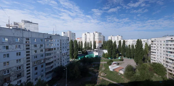 Kharkiv Ukraine August 2020 Udvar Között Kharkiv Szovjet Építésű Apartman — Stock Fotó