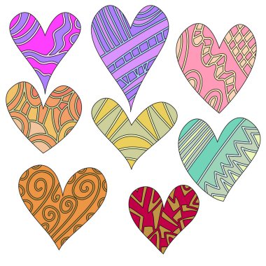 Beyaz arka plan üzerinde izole swirls ile renkli kalpler