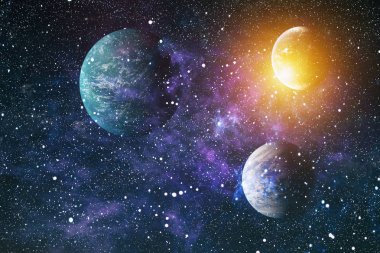 Uzaydaki gezegenler, yıldızlar ve galaksiler uzay keşiflerinin güzelliğini gösteriyor. NASA tarafından döşenmiş elementler