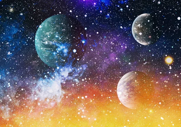 Uzaydaki gezegenler, yıldızlar ve galaksiler uzay keşiflerinin güzelliğini gösteriyor. NASA tarafından döşenmiş elementler