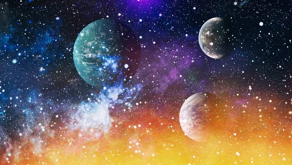 Uzaydaki gezegenler, yıldızlar ve galaksiler uzay keşiflerinin güzelliğini gösteriyor. NASA tarafından döşenmiş elementler