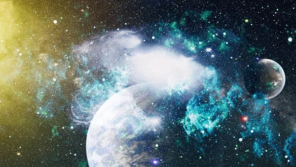 Uzaydaki gezegenler, yıldızlar ve galaksiler uzay keşiflerinin güzelliğini gösteriyor. NASA tarafından döşenmiş elementler