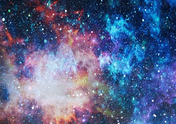 Uzaydaki gezegenler, yıldızlar ve galaksiler uzay keşiflerinin güzelliğini gösteriyor. NASA tarafından döşenmiş elementler