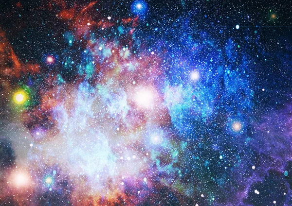 Uzaydaki gezegenler, yıldızlar ve galaksiler uzay keşiflerinin güzelliğini gösteriyor. NASA tarafından döşenmiş elementler